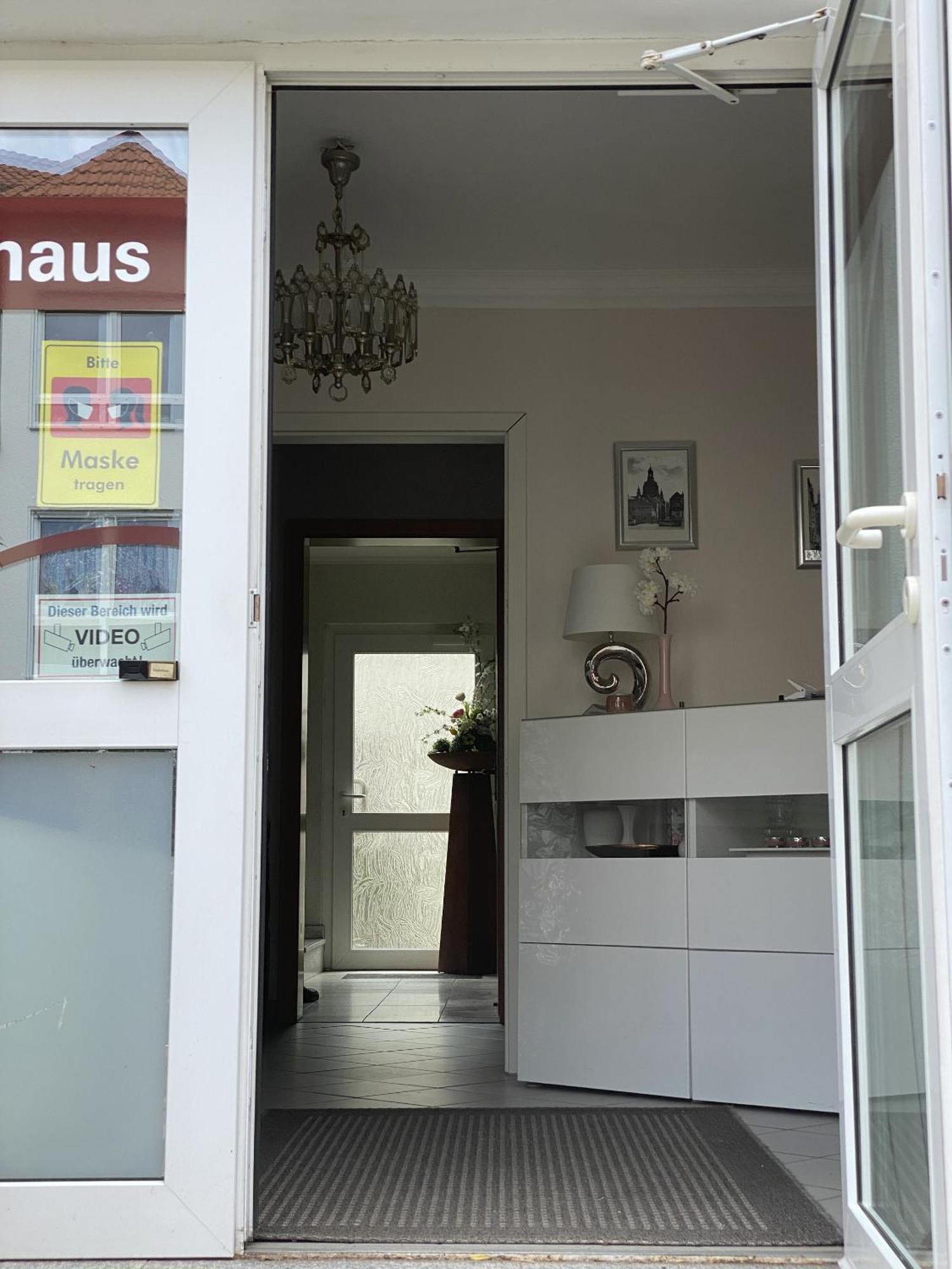 Apartments Und Zimmer Gaestehaus Matthias Dresden Dış mekan fotoğraf