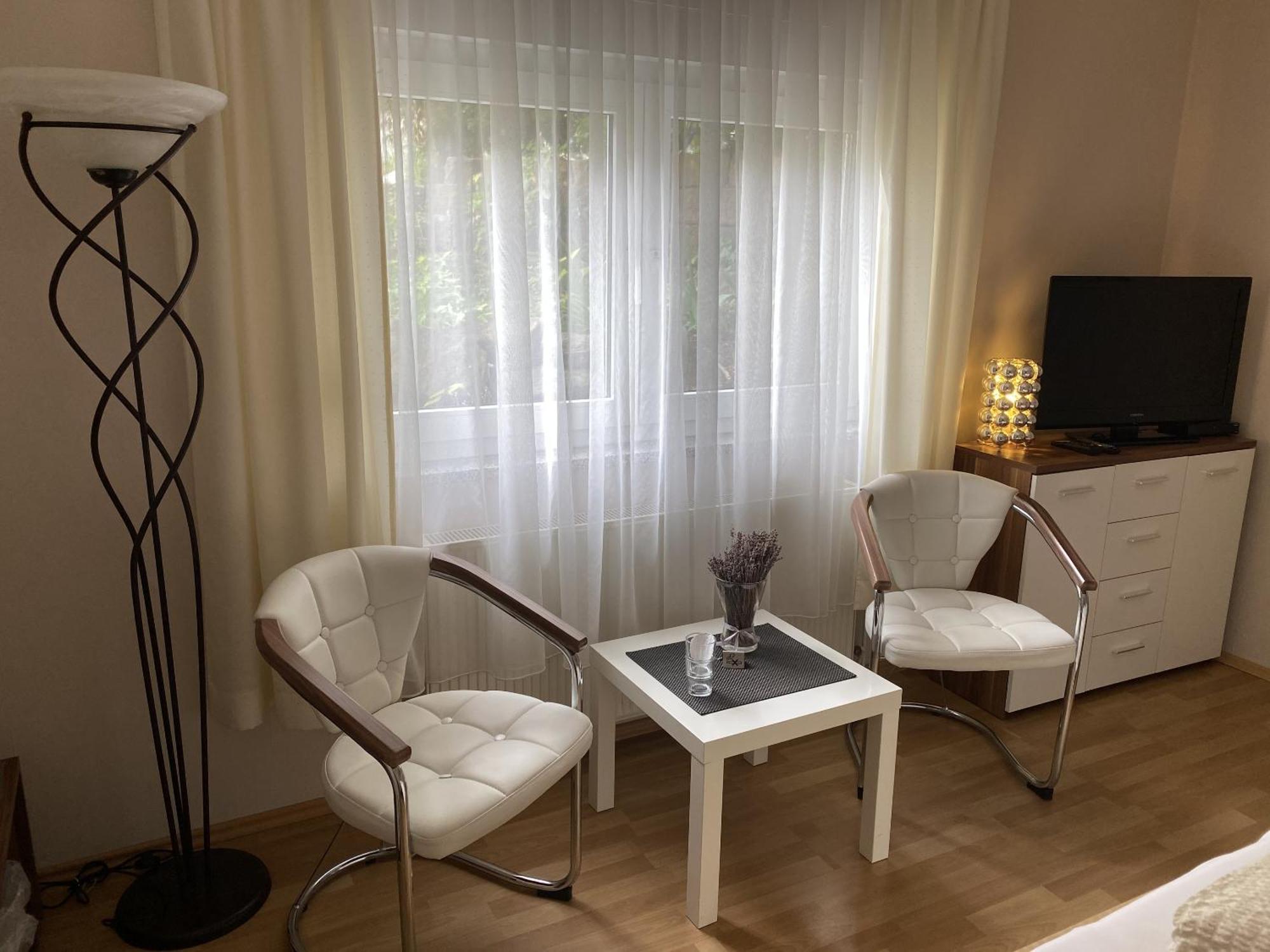 Apartments Und Zimmer Gaestehaus Matthias Dresden Dış mekan fotoğraf